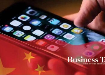 Apple-removes-WhatsApp,-Threads