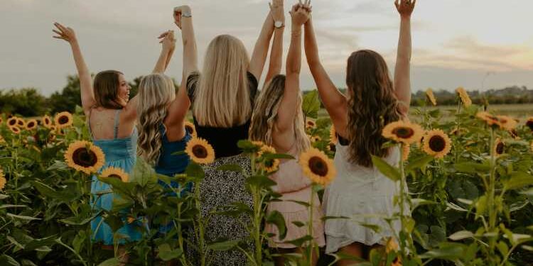 Photo by Hannah Busing on Unsplash